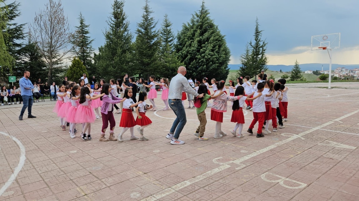 23 NİSAN ULUSAL EGEMENLİK VE ÇOCUK BAYRAMI